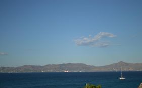 Saronic View